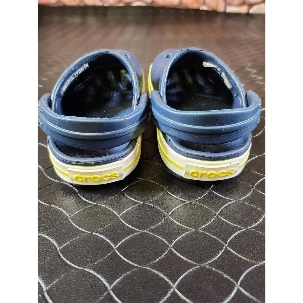 Size 4 Crocs and Wonder Nation Moccasins #A18